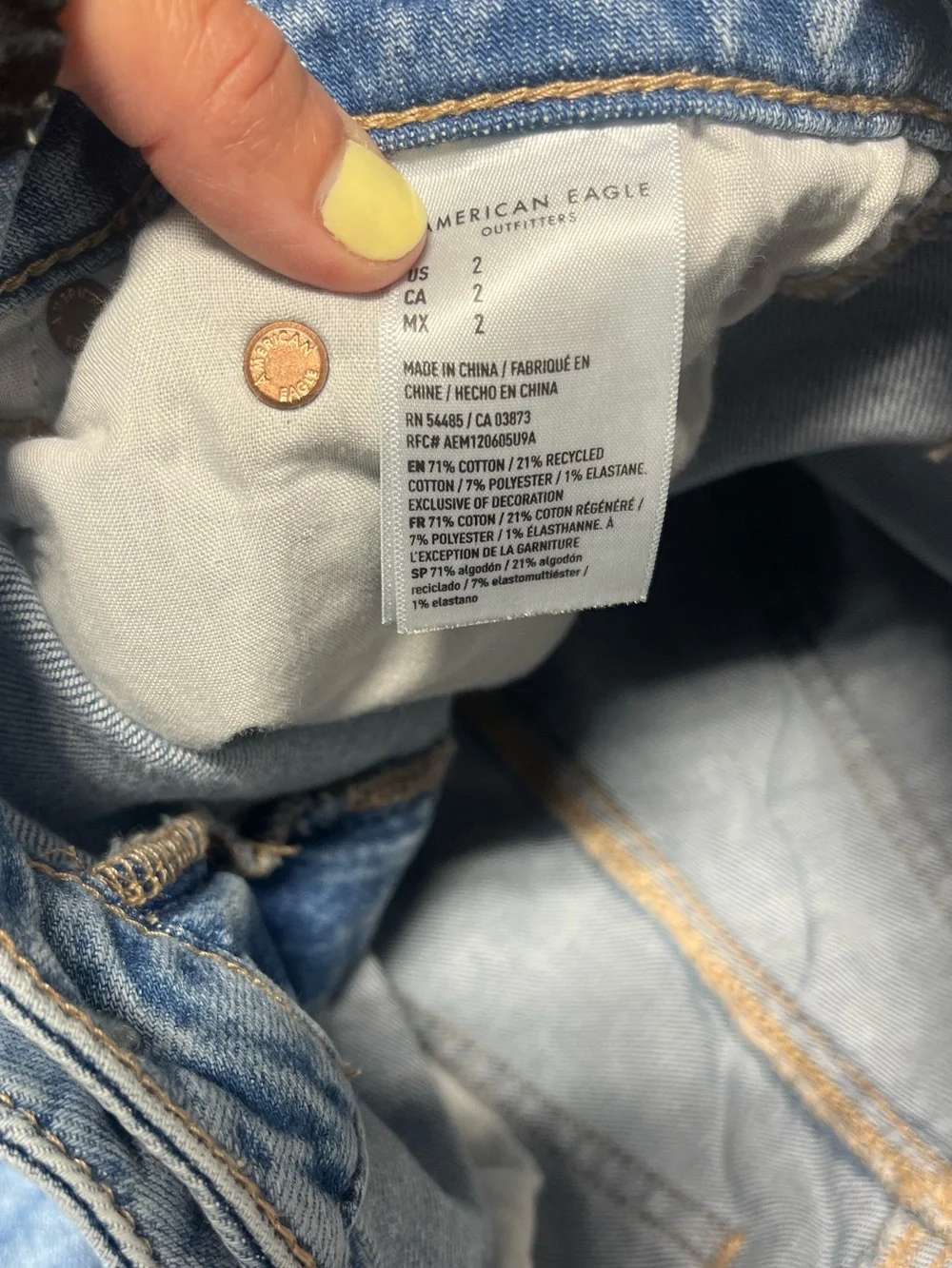 American Eagle Low Rise Baggy Denim Short size 2